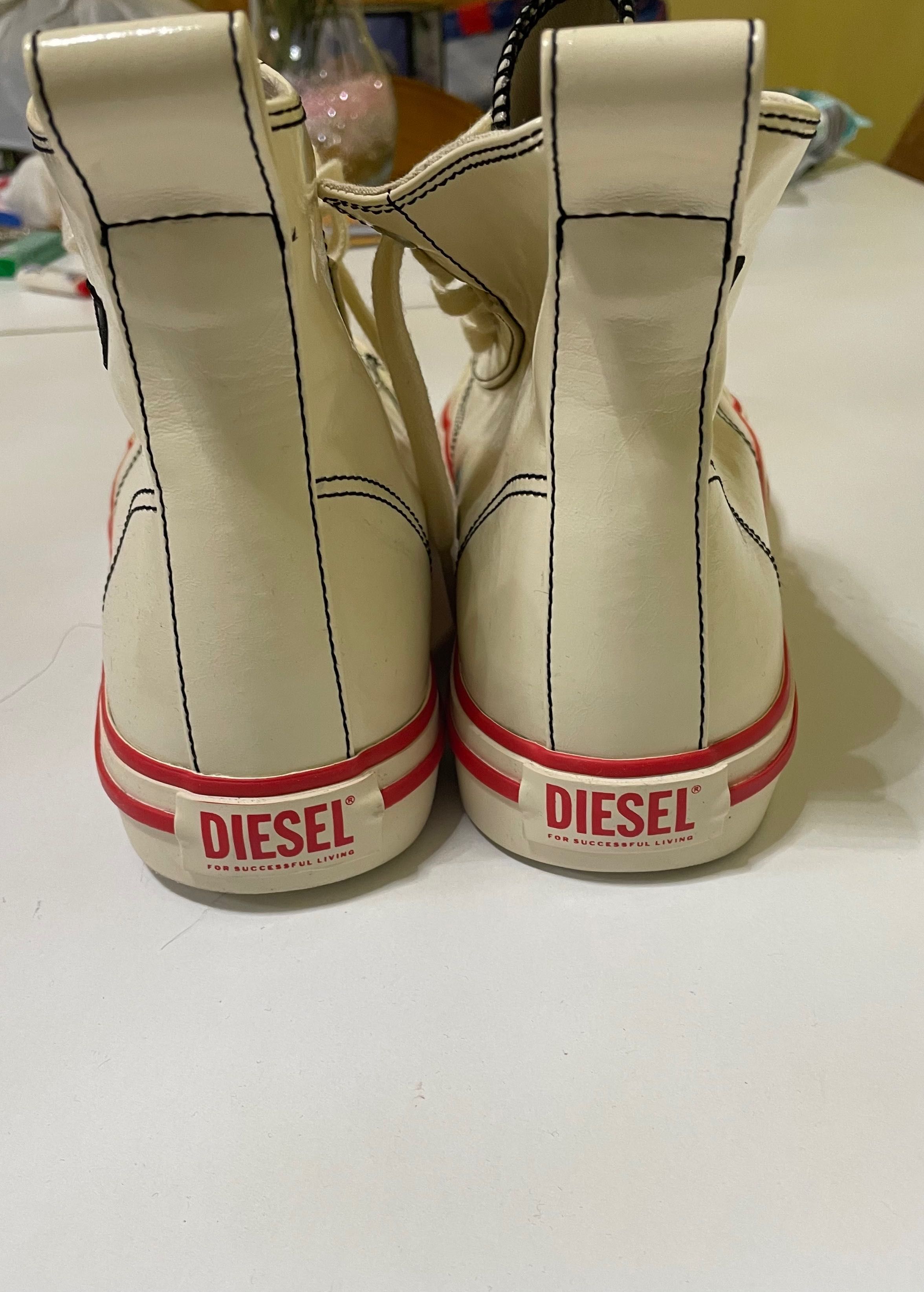 Adidasi Diesel noi
