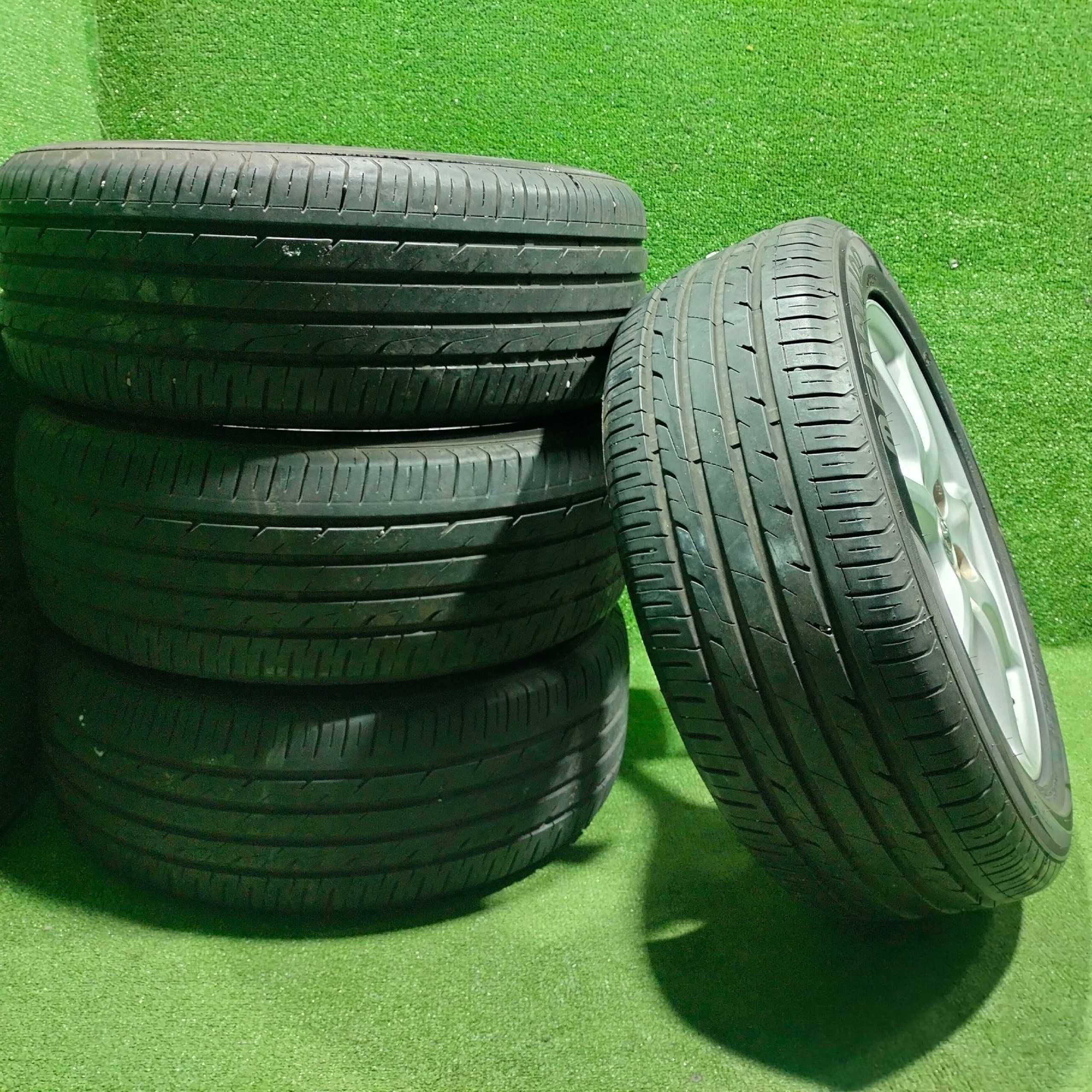 Продам Диск с шинами Medallion cst на Estima 215/55 R17 лето