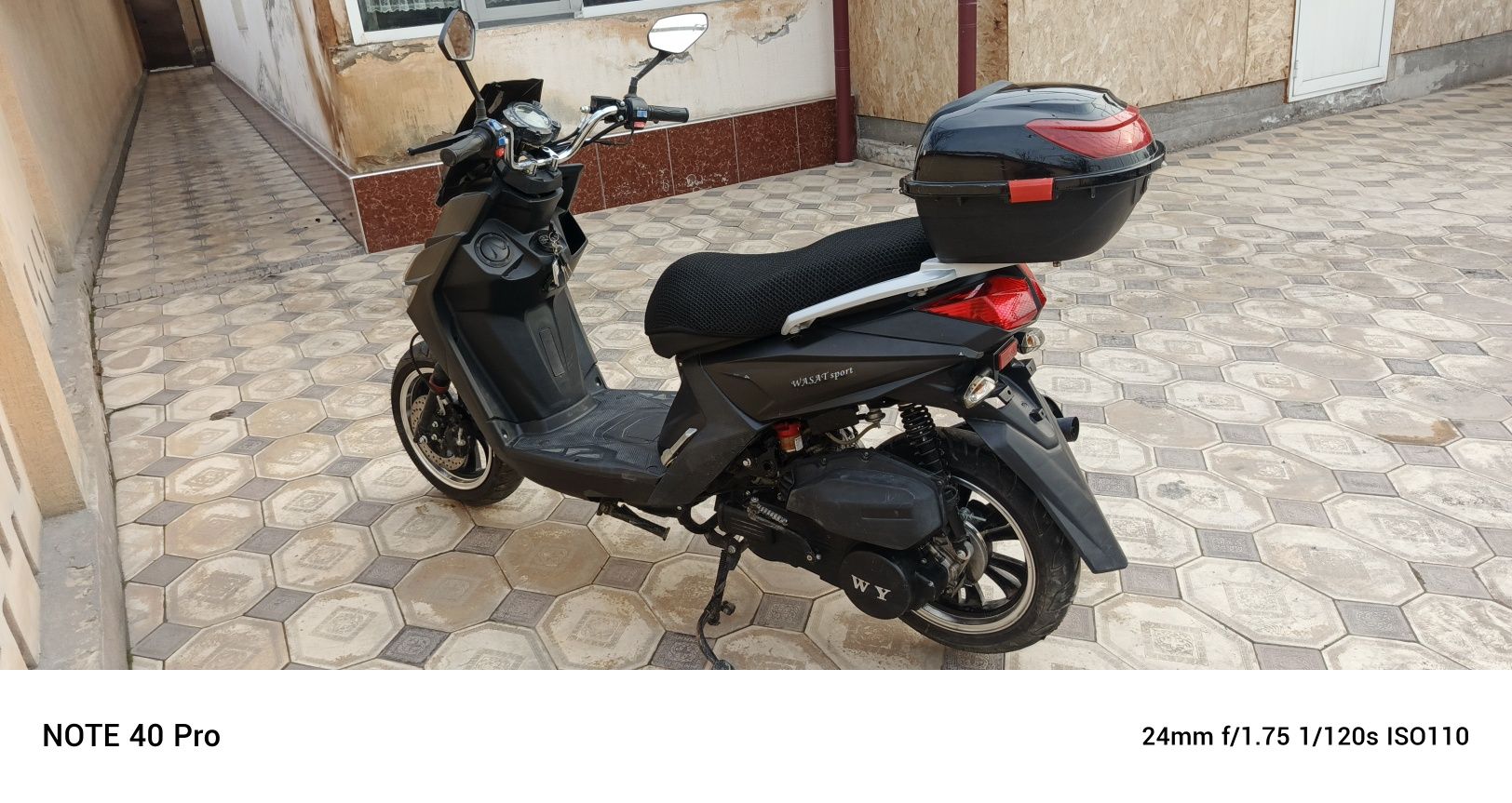 Продам Скутер  150 куб