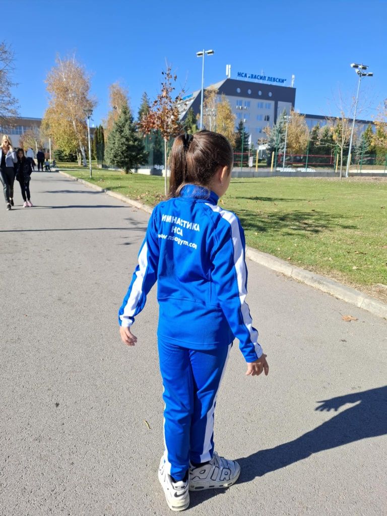 Екип НСА за спортна гимнастика 40 лв.