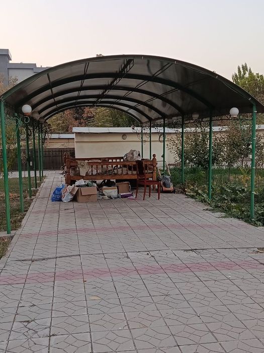 Навес сотилади лексани Билан