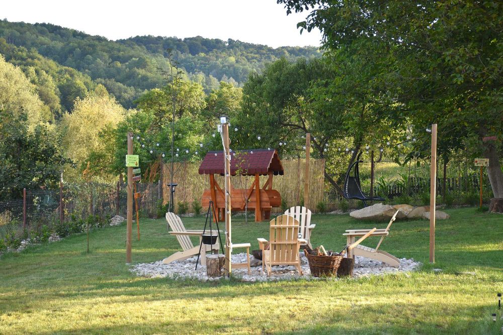 Cabana Zeneris A-Frame · Grătar · Home Cinema · Foc · View pădure