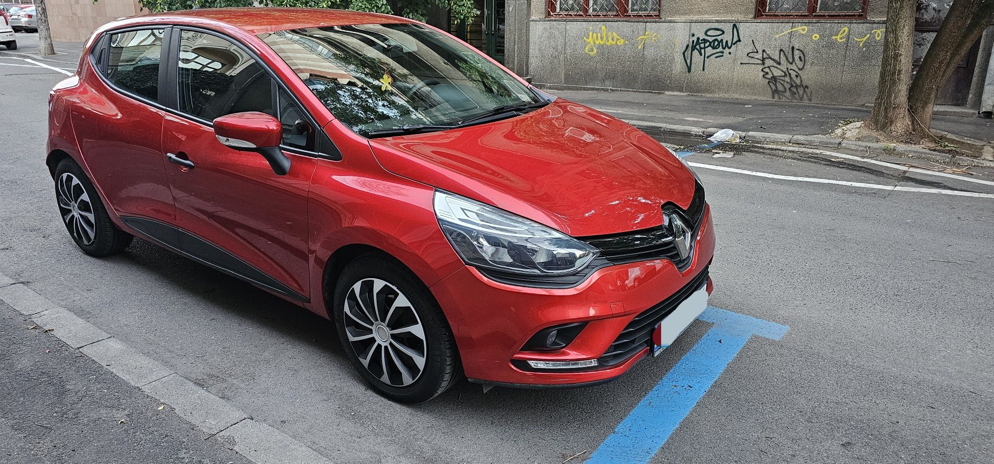 Renault Clio 1.2 75 cai foarte bine ingrijita