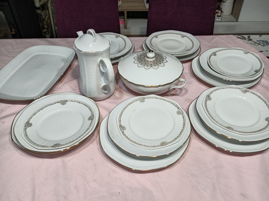 Баварски сервиз нежен снежно бяло