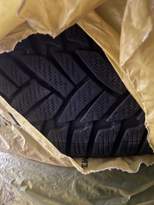 Зимни гуми  215/60/17