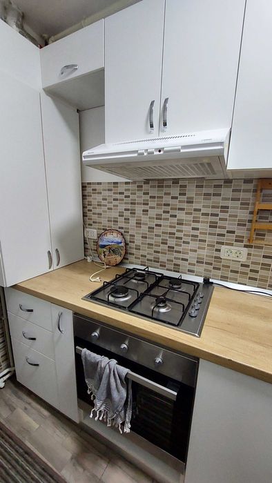 Inchiriez apartament 3 camere de Vlaicu-Lebăda