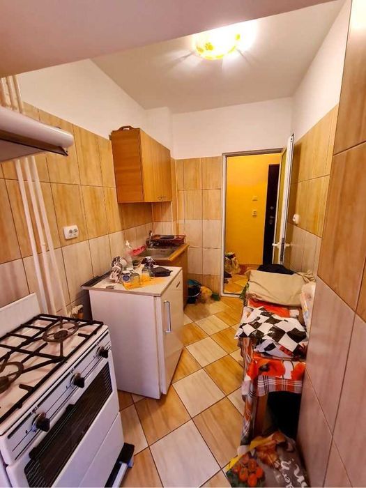 PERSOANA FIZICA ---Vanzare apartament cu 1 camera zona MAZEPA 1