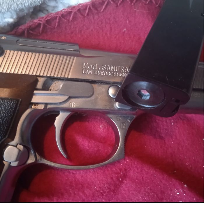 Pistol Beretta M92 full metal Crom Greengaz+ CO2