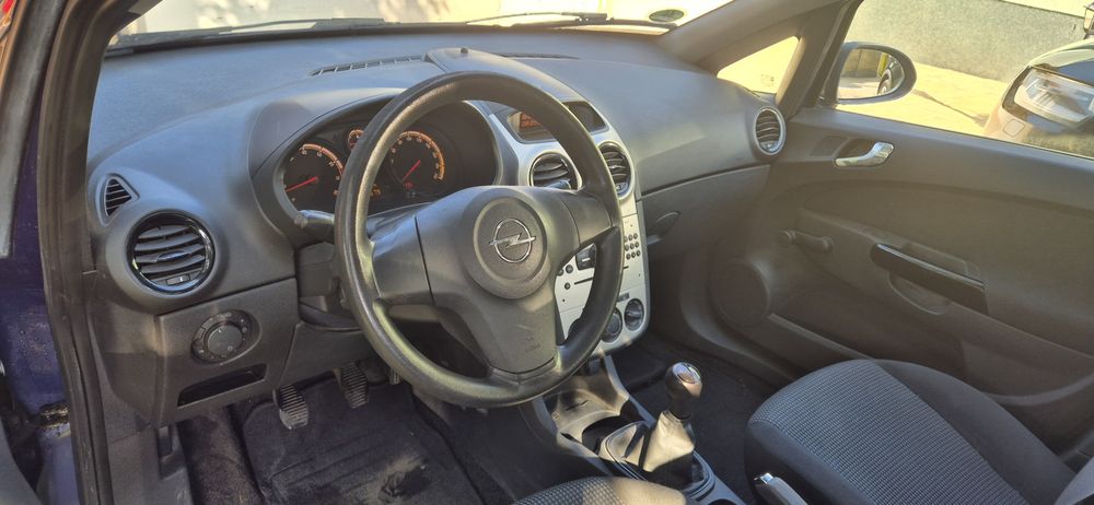 Opel Corsa 1.2 benzina, an 2009