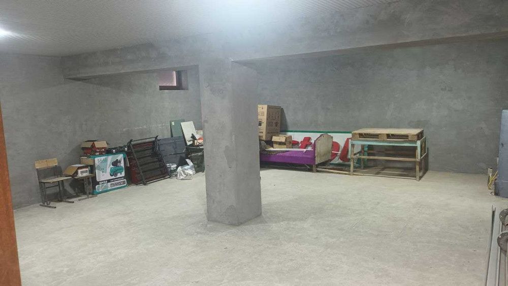 Шайхонтохур тумани Шофайз махалласида 4 сотихда енги курилаган уй