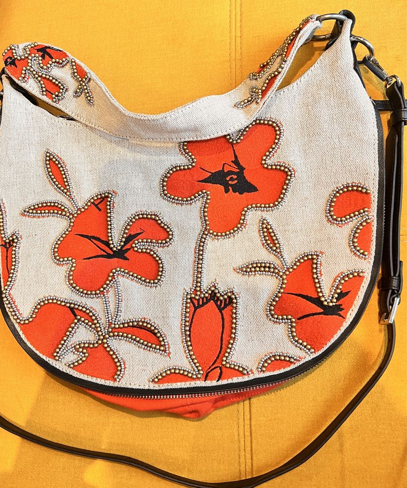 Чанта на марката Desigual