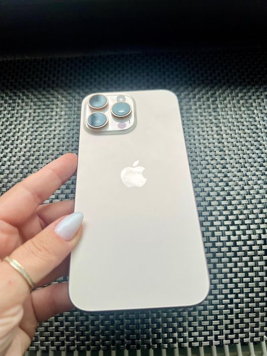 Vand iphone 16 pro max 256