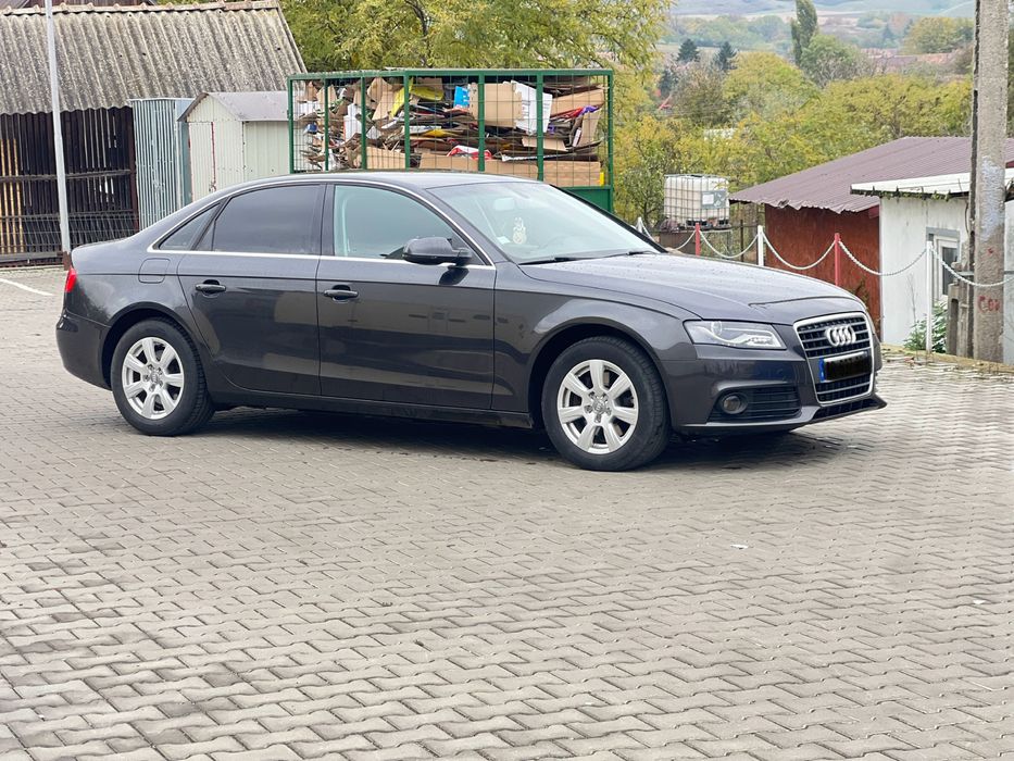 AUDI A4 b8.