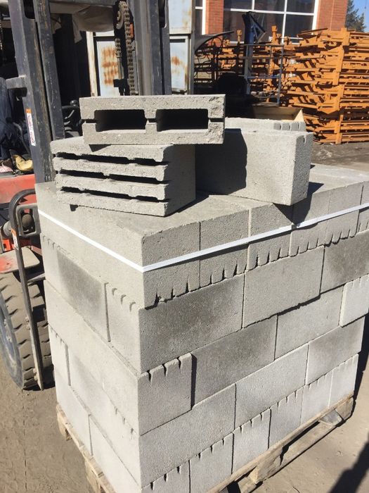 пескоблок щелевой камень стеновой полублок новый продам