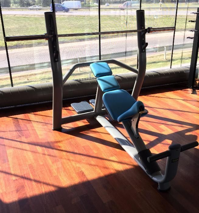 Фитнес уред Technogym Incline Bench