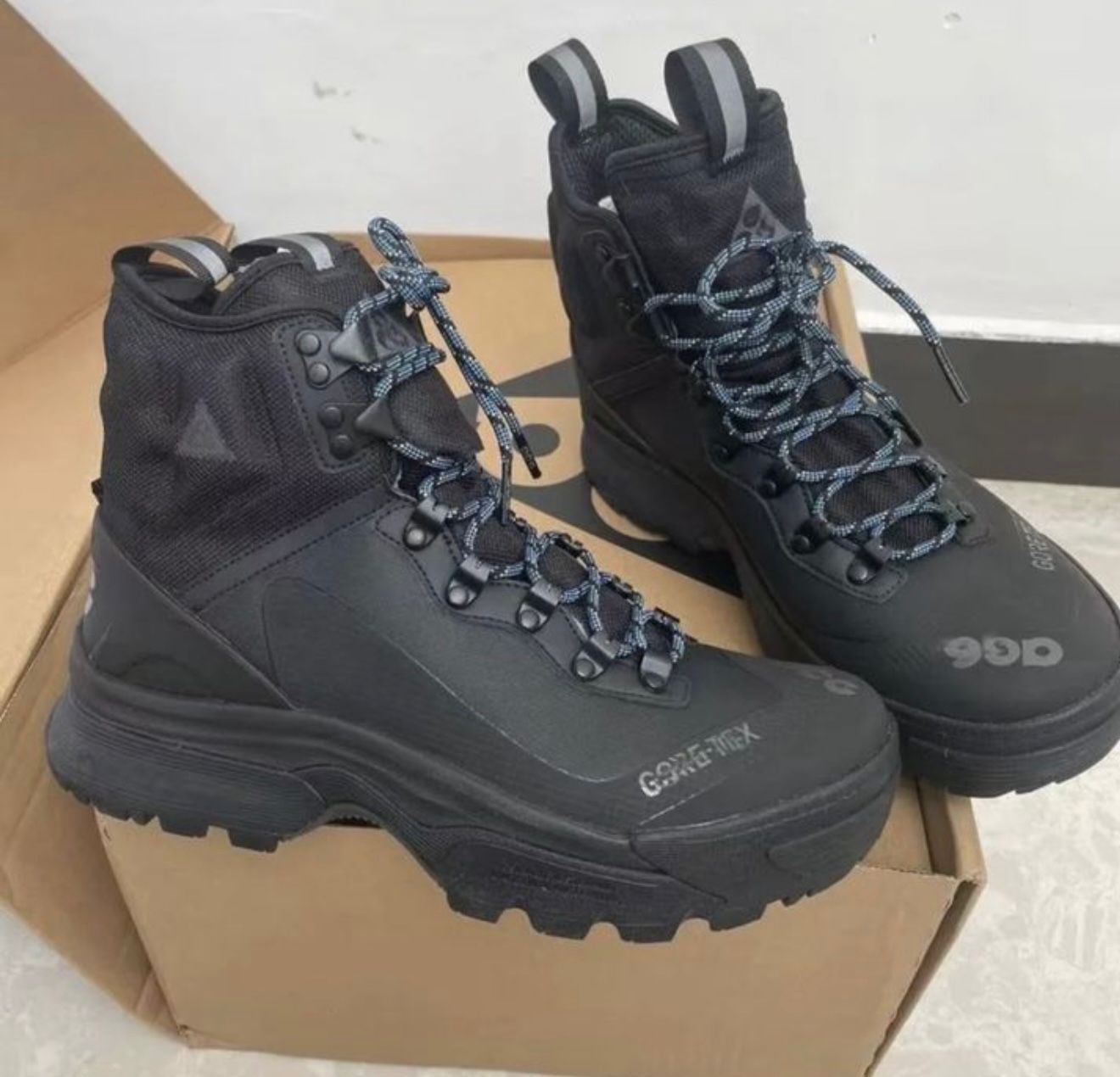 Продам ботинки ACG gortex