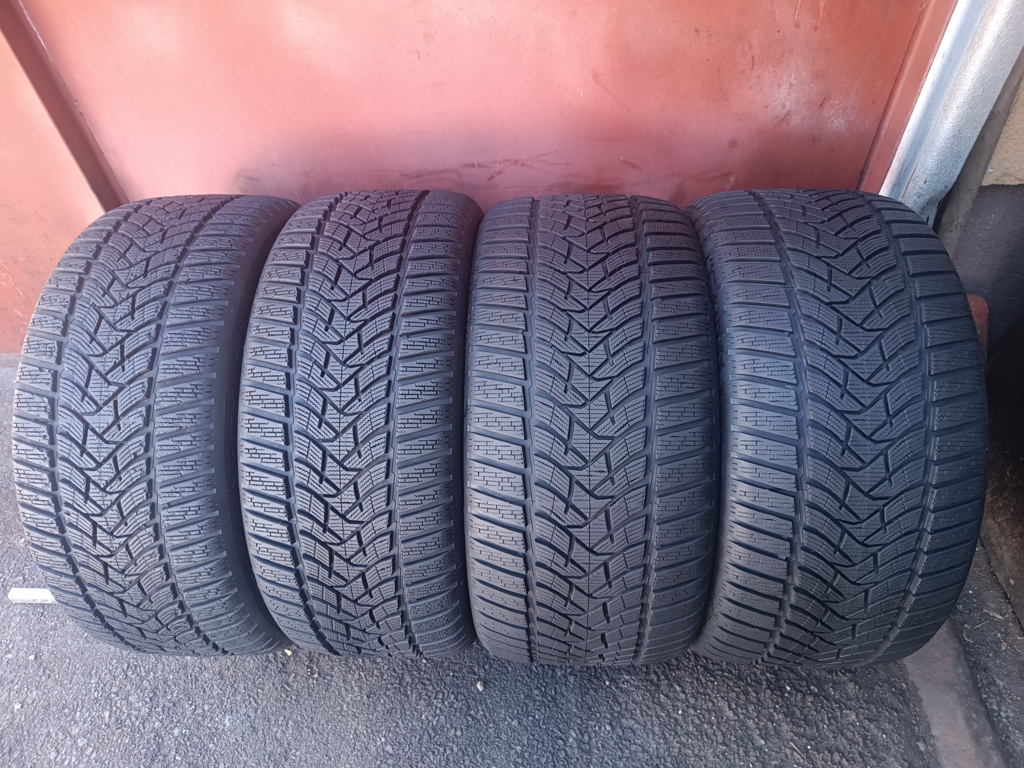 245/40/19 и 275/35/19 Dunlop