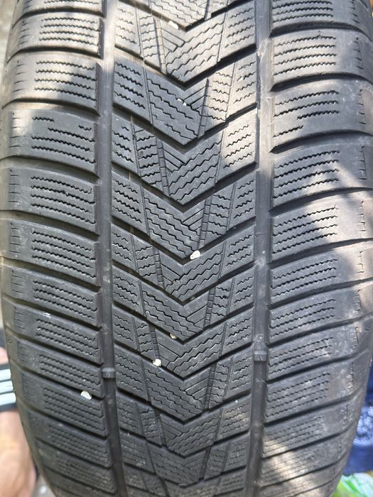 Cauciucuri 255 50 R 19