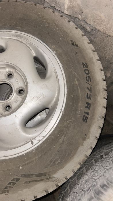 покрышка р 15 от тойота превиа