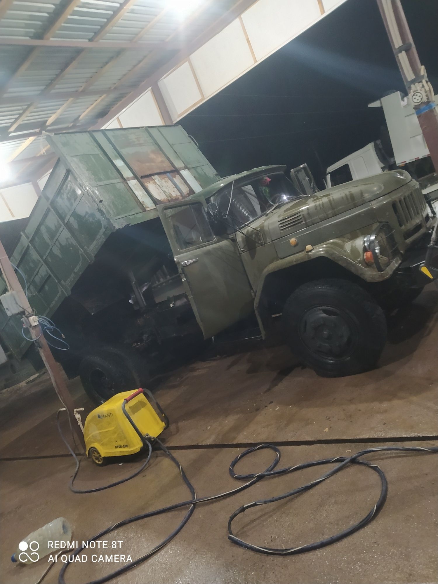 Zil 130 bartavoy samasval barter almashish bor