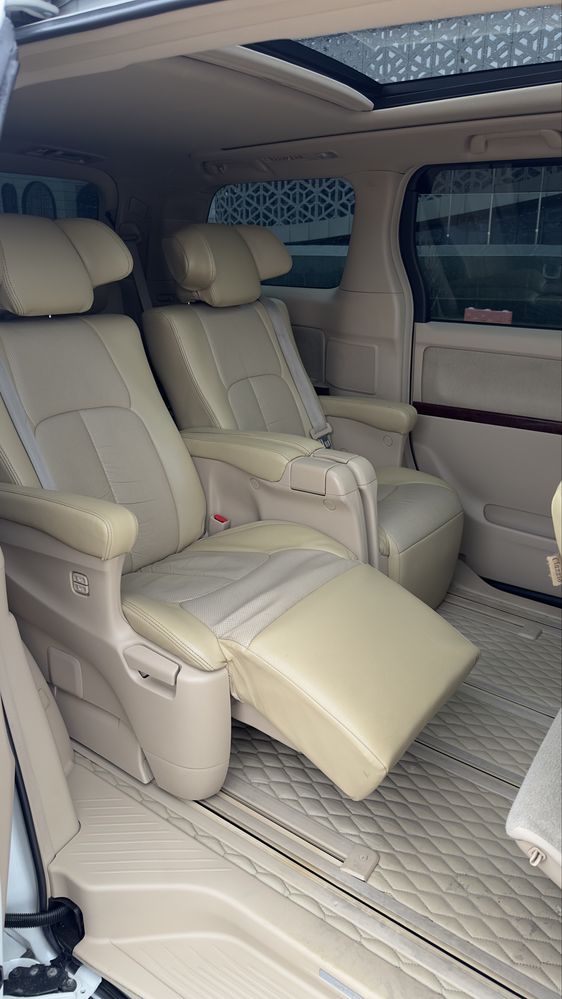 Toyota Alphard 3.5 2008 yil