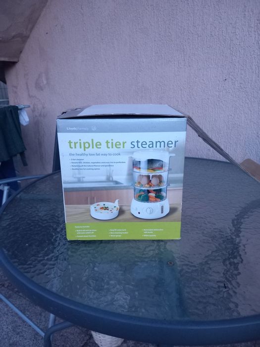 Vând aparat de gătit cu aburi