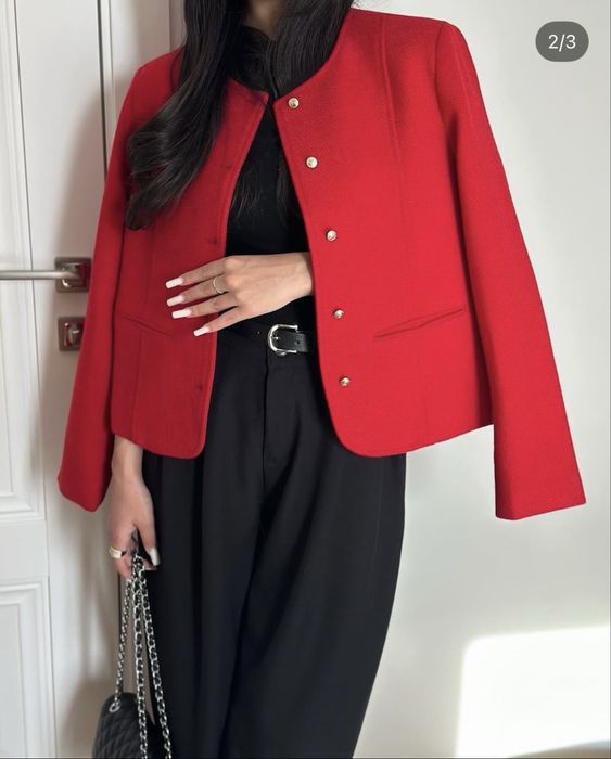 Новый пиджак в идеальном состоянии