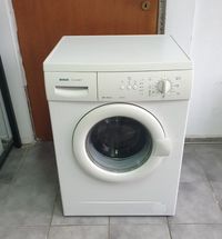 Masina de spălat rufe Bosch,  wa 5100 A+ / 450 lei.