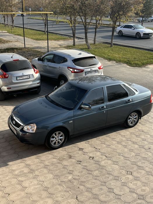 Lada Priora 2 luxe