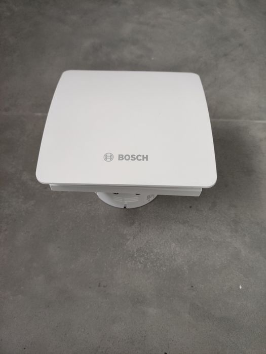 Вентилатор за баня Bosch 1500W DH 100