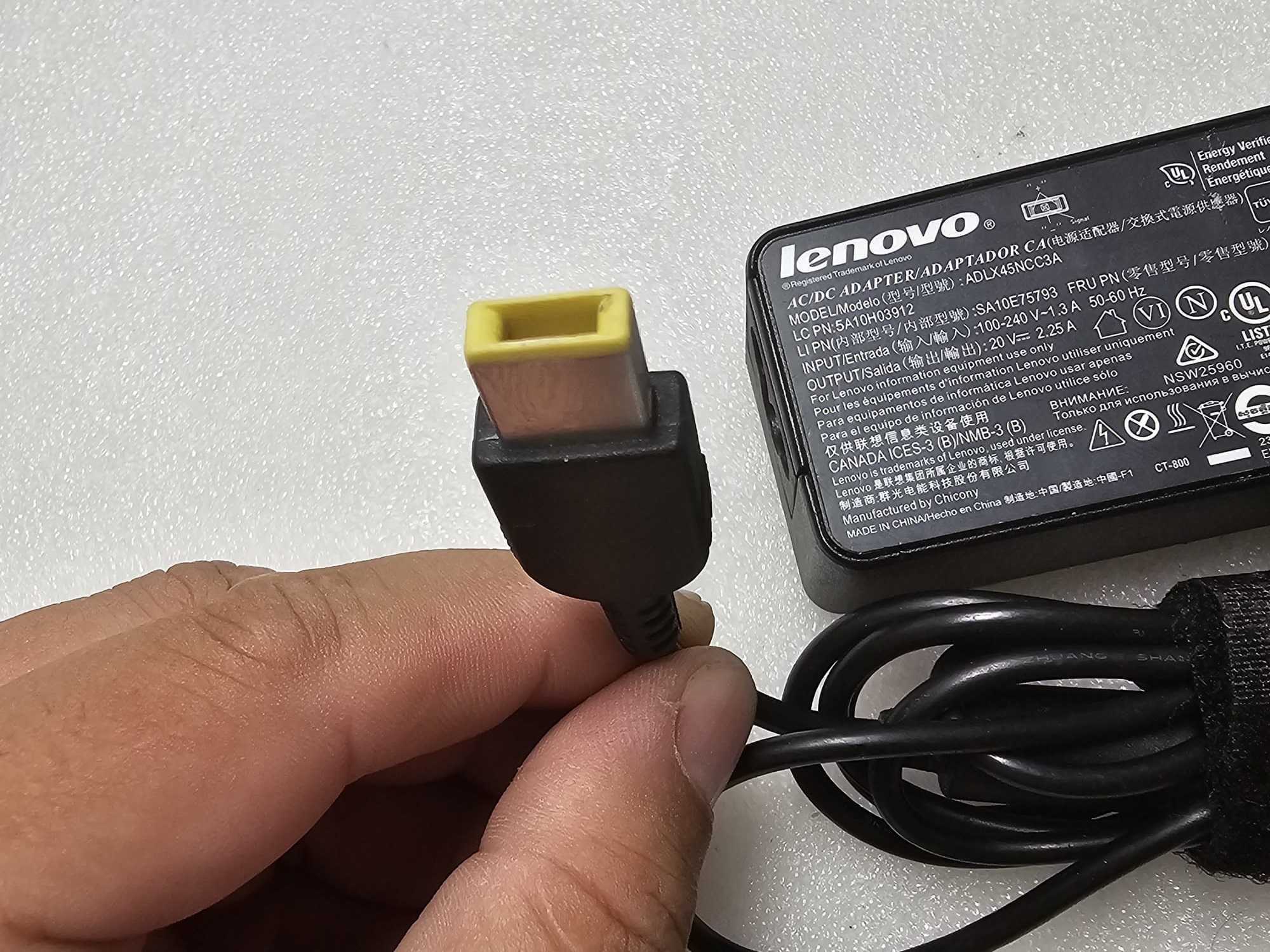 Incarcator laptop Lenovo 20V 2.25A 45W MUFA USB - poze reale