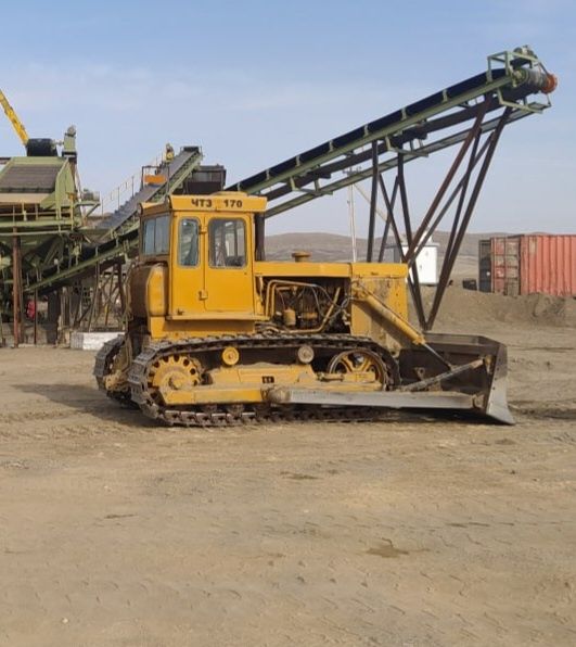 БУЛЬДОЗЕР Т-130 сотилади
