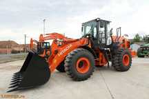 Hitachi ZW220-5A, An 2025, Made in Japan Hitachi ZW220-5A, An 2025, Made in Japan, Ore de funcționare: Sub 30