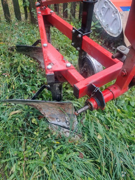 Tractor japonez Hinomoto