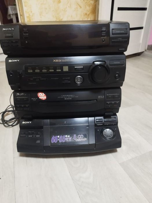 Музыкальный центр сони