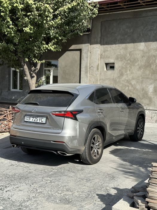 Lexus nx200t 2015yil