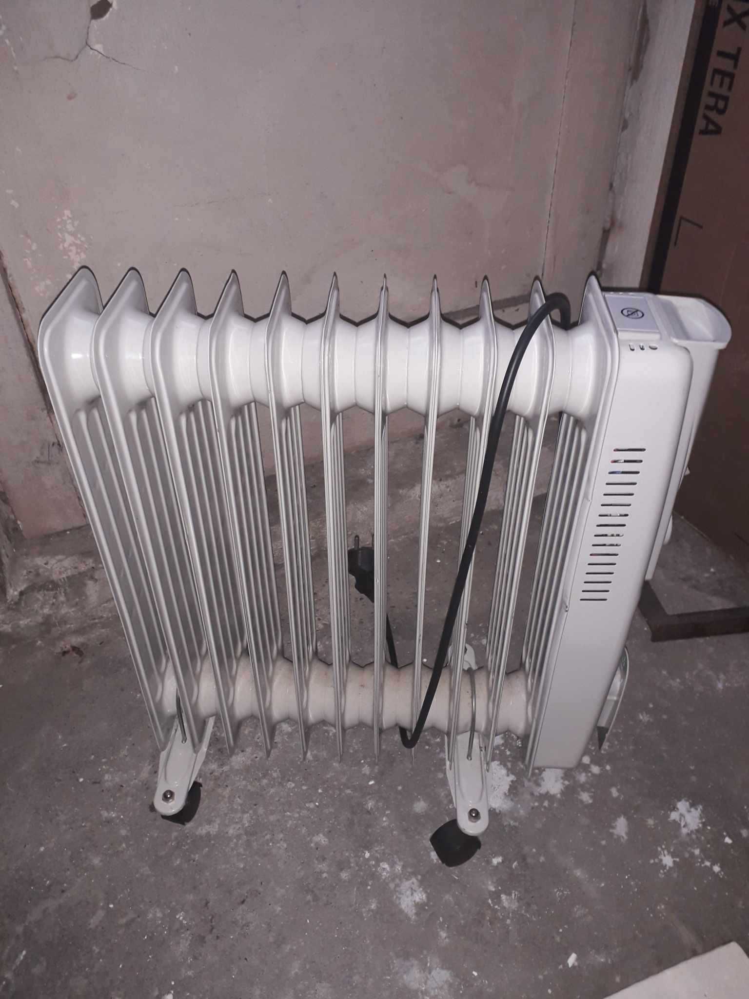 Calorifer radiator pe ulei
