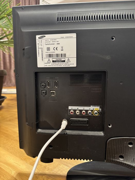 Televizor SAMSUNG 81cm FullHD