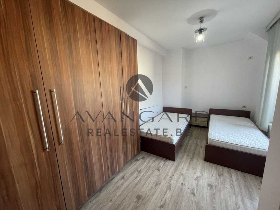 Продава се Тристаен апартамент в Пловдив, Кършияка - 80 кв.м за 2028 €/кв.м - Снимка #5