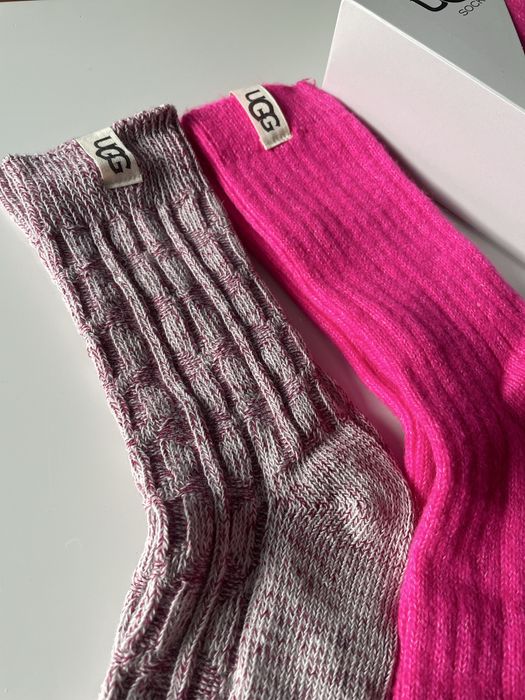 Комплект зимни чорапи страхотен модел в кутия UGG