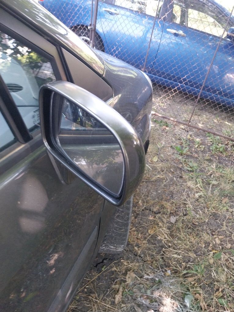Огледала за тойота корола версо 2004-2009/Toyota Corolla Verso