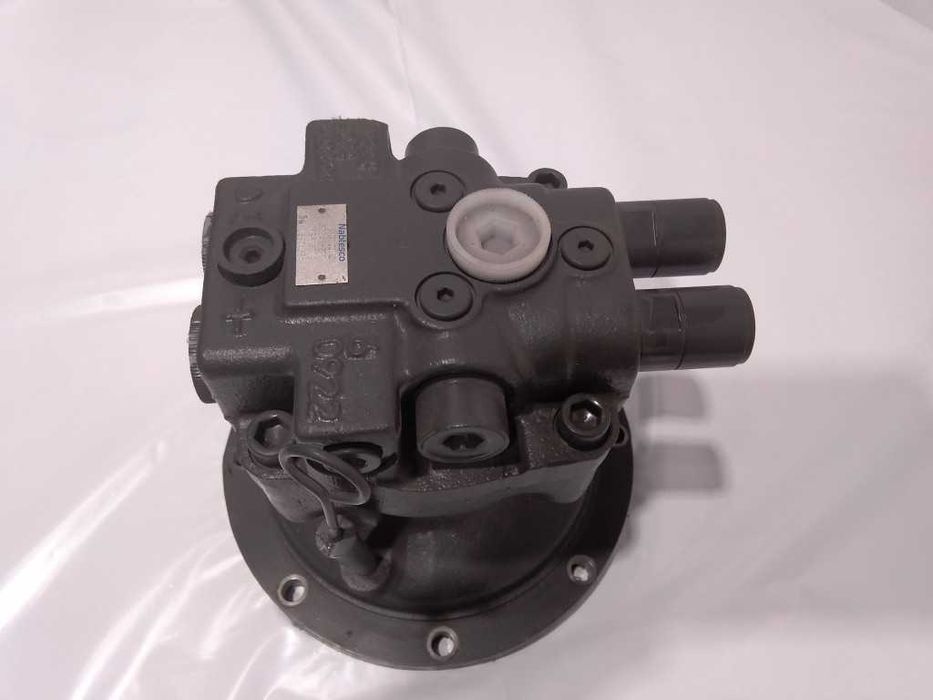 Hidromotor de mars Case New Holland pentru CX130 B sau E145 C