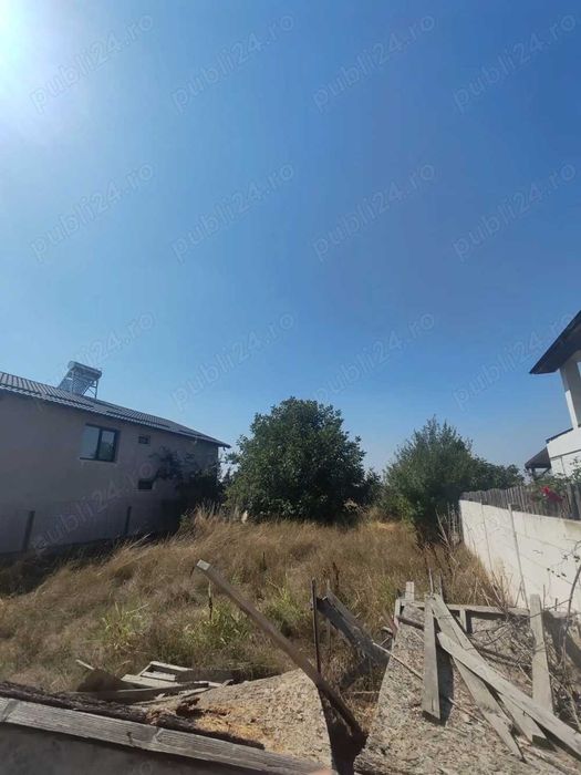 Vanzare teren  intravilan casa