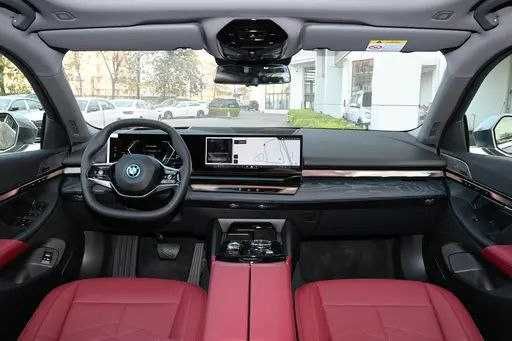 BMW i5 edrive 35L Msport