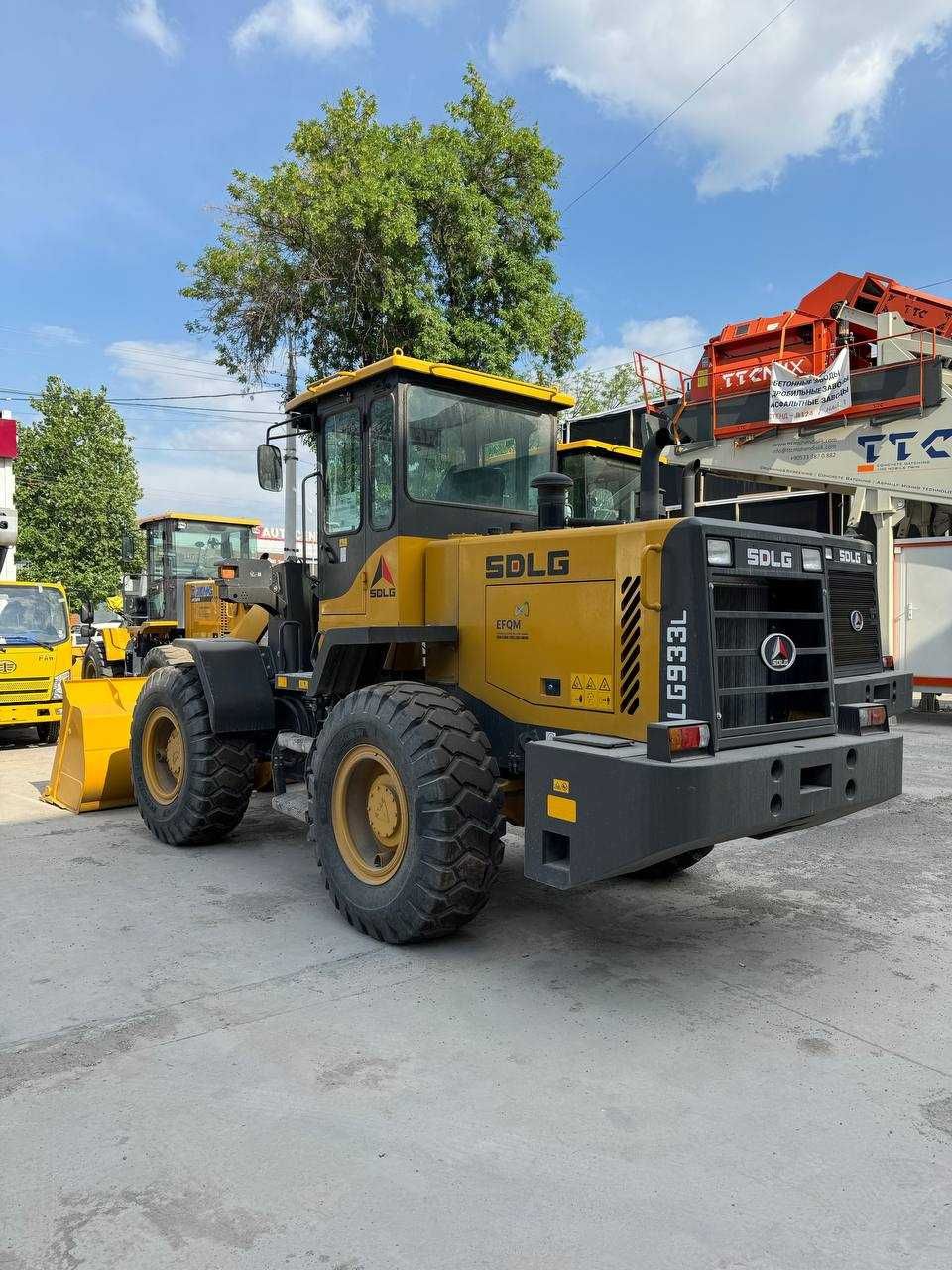 B Наличии!!! Фронтальный погрузчик SDLG LG933L - 1,8 куб.м (2024)
