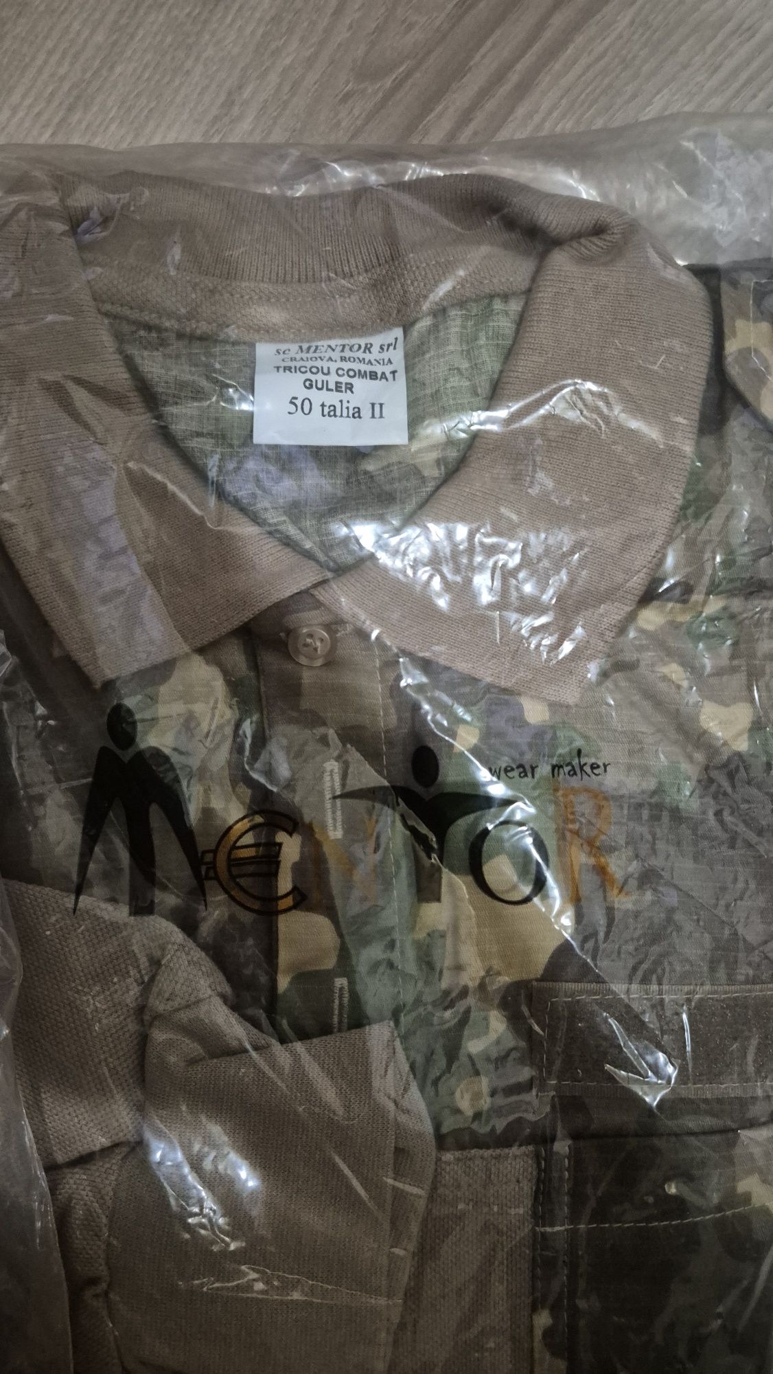 Vand tricouri combat