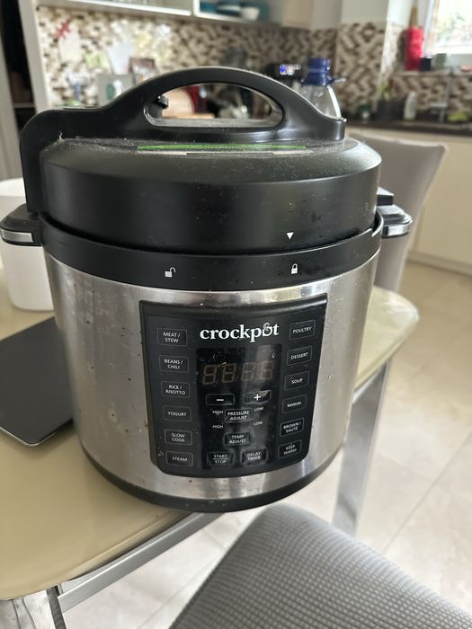 vand crockpot 100 lei si masina paine
