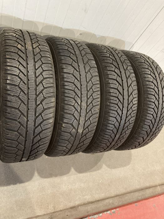 195/60/16 Semperit Зимни гуми