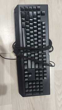 Продаю механическую клавиатуру Razer BlackWidow