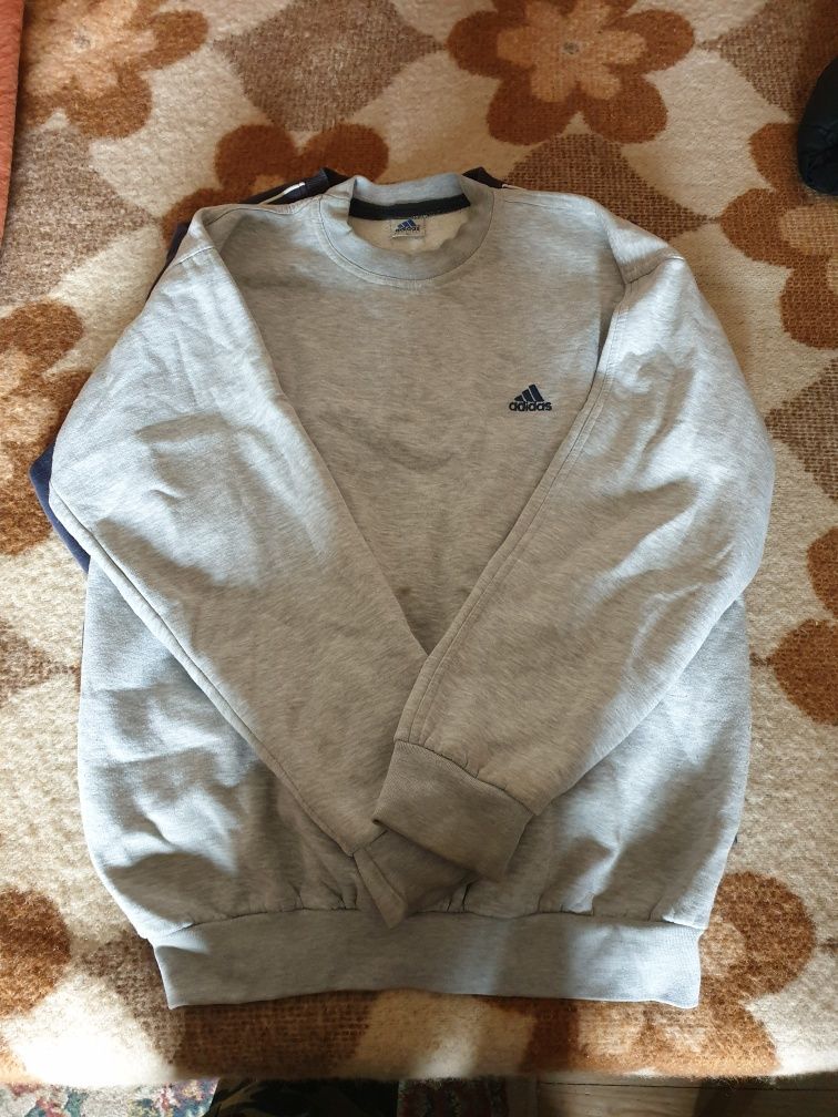 Flanele nike  ,adidas mărimea m